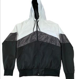 Champs Windbreaker size M